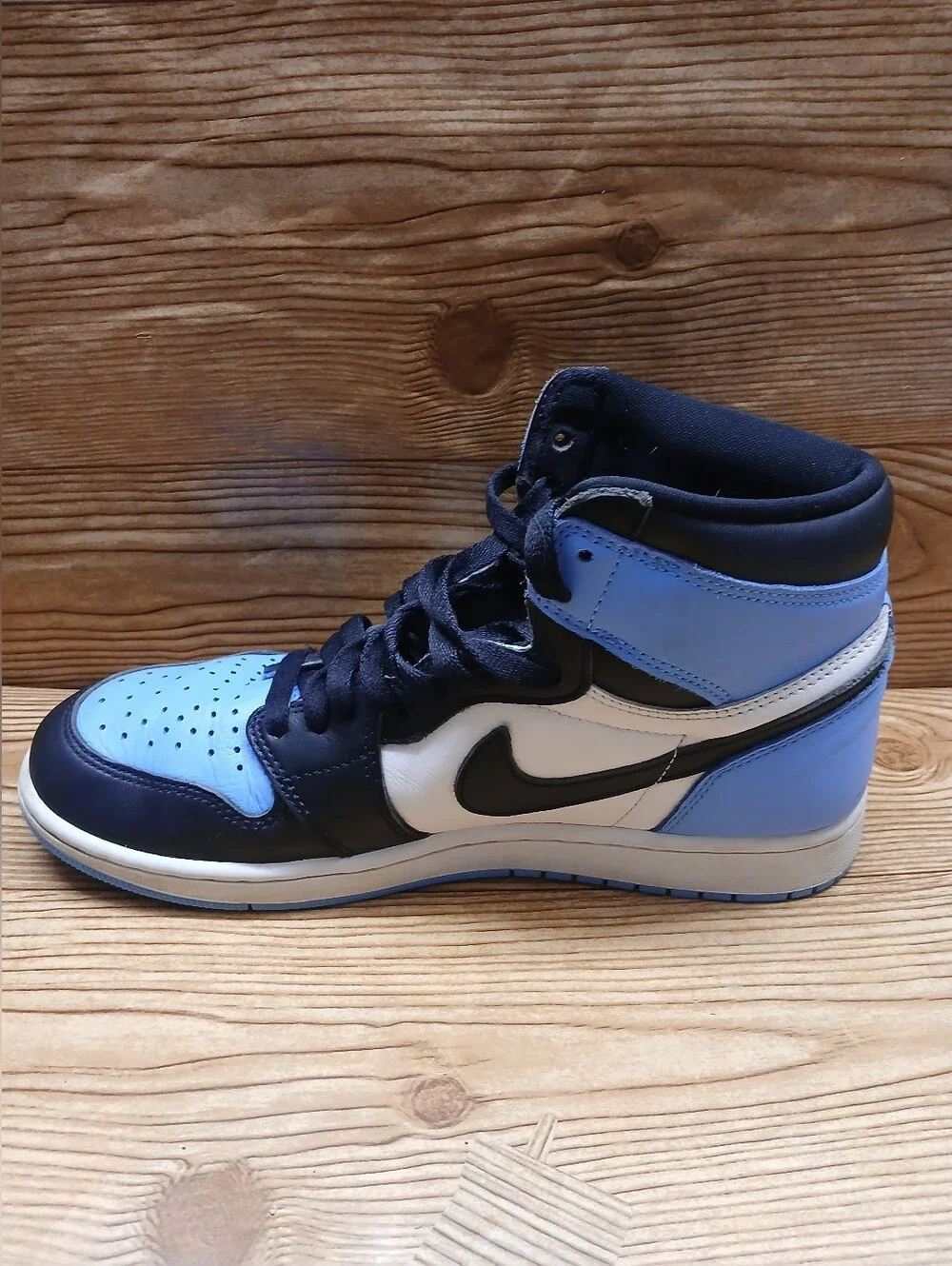 Jordan Air Jordan 1 Retro High OG  UNC Toe White Black University Blue Sneaker